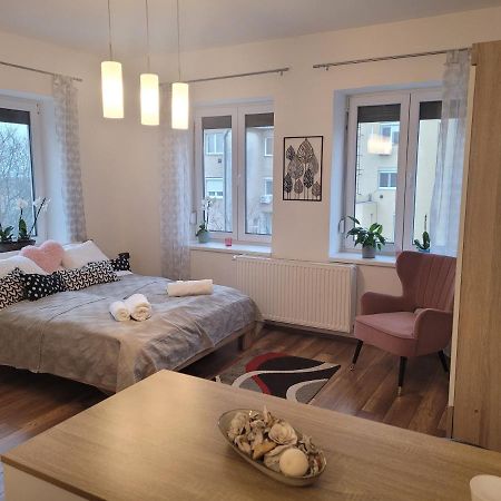 Rose Apartment 佩奇 外观 照片