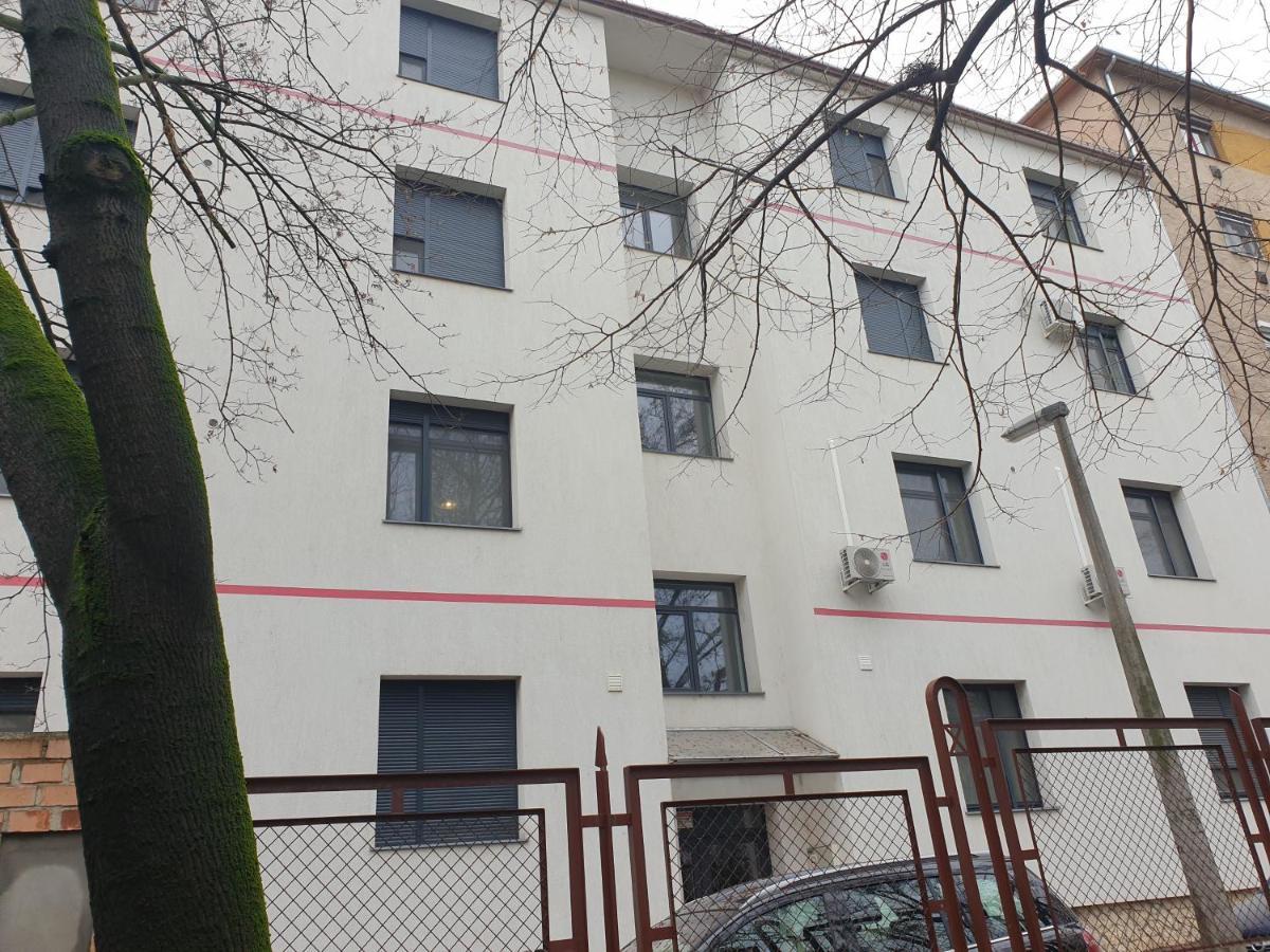 Rose Apartment 佩奇 外观 照片